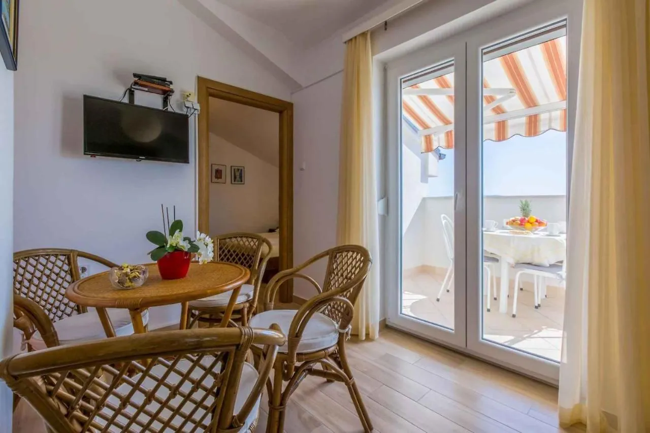 Two-Bedroom Apartment in Crikvenica XXXIV Dramalj 0*,  Croazia